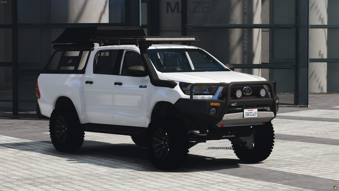 Toyota Hilux SLR [Camping]