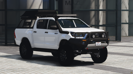 Toyota Hilux SLR [Camping]